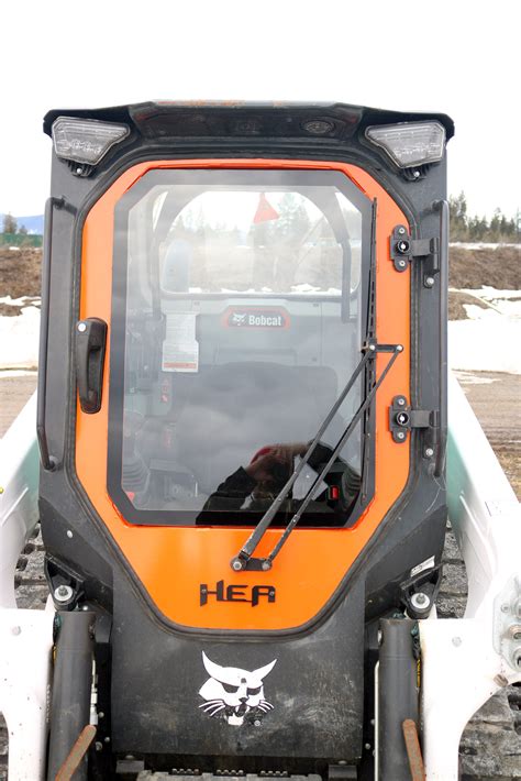 Bobcat Windshield: R Series Skid Steer 